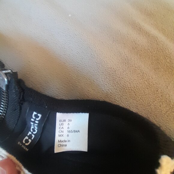 H&M Black Short Dress Lace Collar, Wednesday, Gothic Size 6 Medium, LBD - Picture 3 of 6